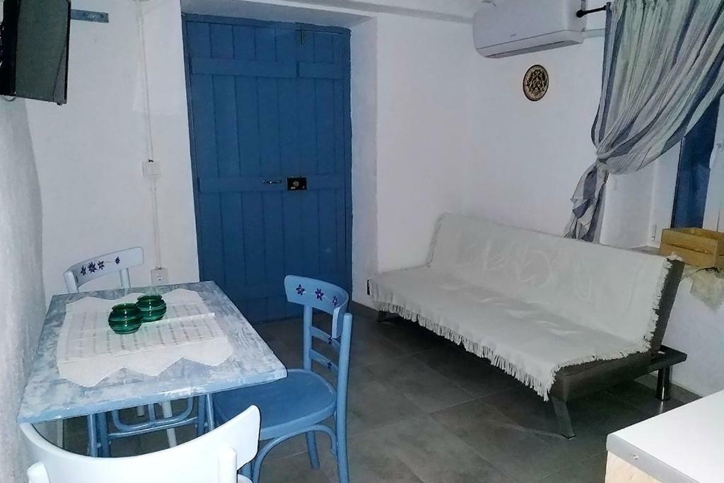 Appartement Theseus à Poros Town Extérieur photo